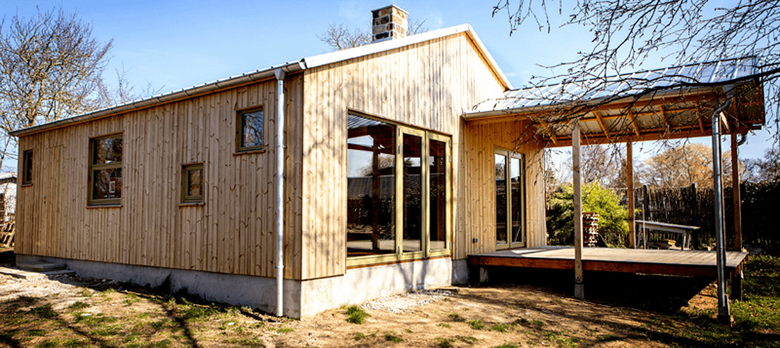 arkitekt-christian-uldall-forside-hus-fra-have-cut